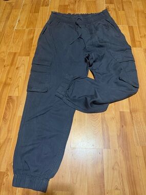 Abercrombie & Fitch Black Women's Cargo Jogger Pants